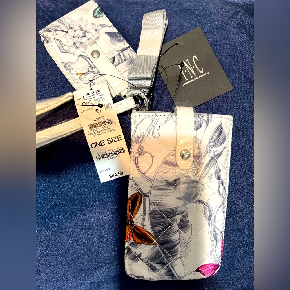 NWT INC 2 Piece Set;Whimsical Wings Wristlet & Case Card in Black/White by Inc.